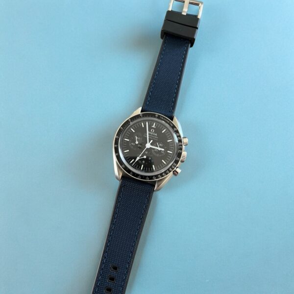 Watch Straps Canada Sailcloth and FKM rubber band in blue mounted on Omega Speedmaster